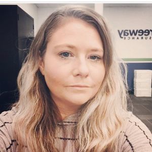 Meet your Posher, Mel